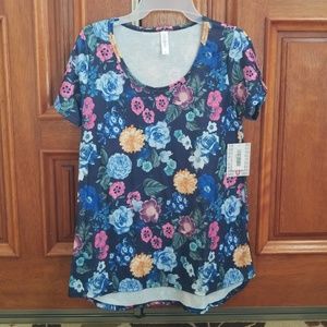 Lularoe Classic Tee
